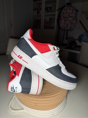Nike AIR FORCE 1 Denim White Red Sneakers 7Y